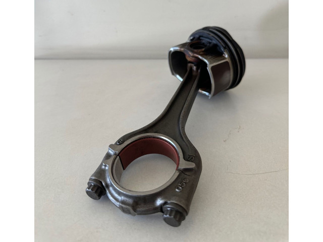 Píst Volkswagen T-Roc DLA