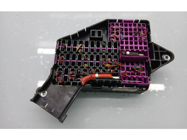 Блок предохранителей 6Q1941824B Skoda Fabia Mk1 (6Y) 2005