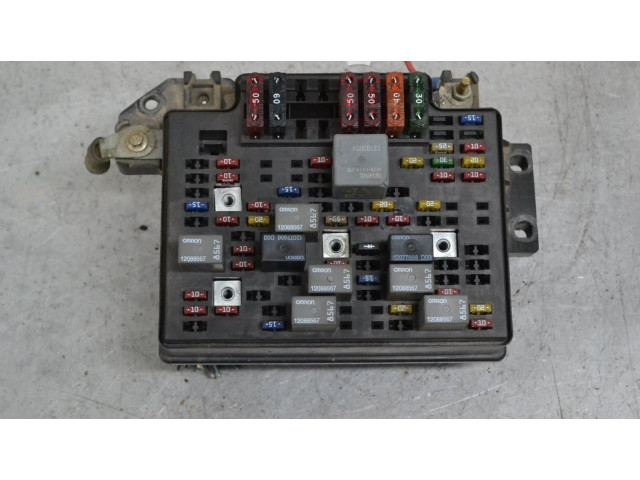 Блок предохранителей    Chevrolet Blazer S10    