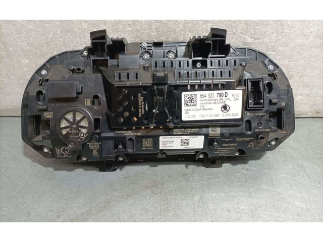 Панель приборов 654920790D, A3C0765400101   Skoda Kamiq       