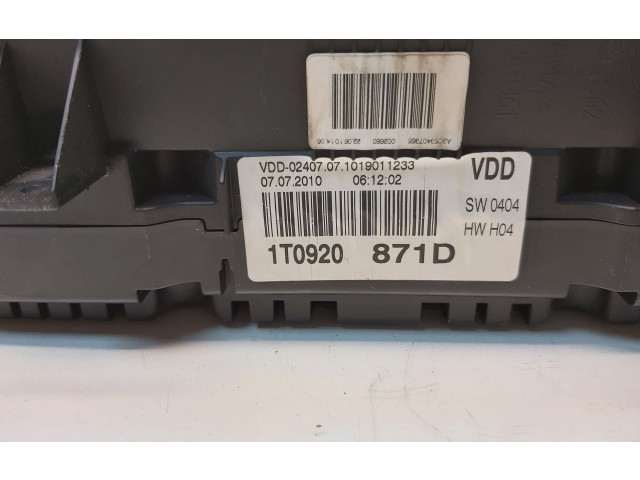 Панель приборов 1T0920871D Volkswagen Touran I