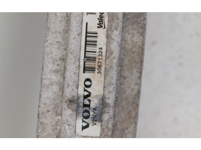 Интеркулер 30671324 Volvo S80