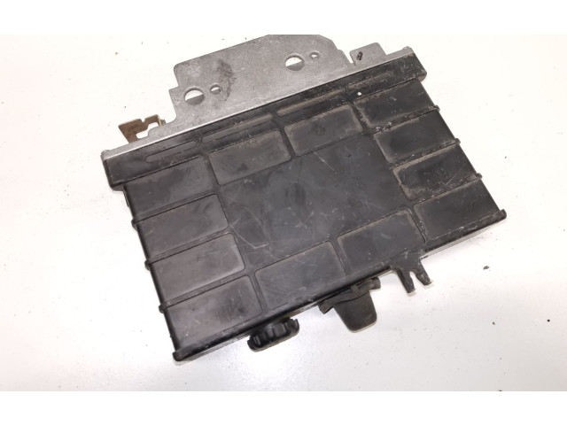 Блок управления коробкой передач 097927731   Audi 80 90 S2 B4