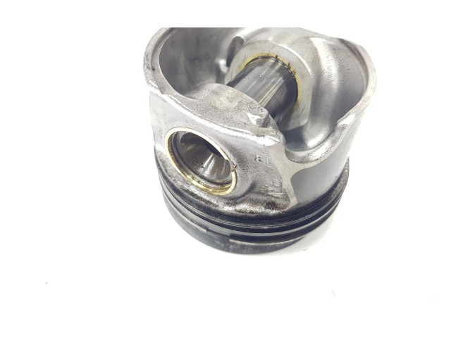 Píst 04L107065AM, 04L107065AM Volkswagen Tiguan