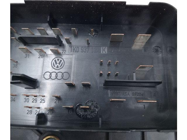 Блок предохранителей 1K0937124K, 014189861   Audi A3 S3 8P    