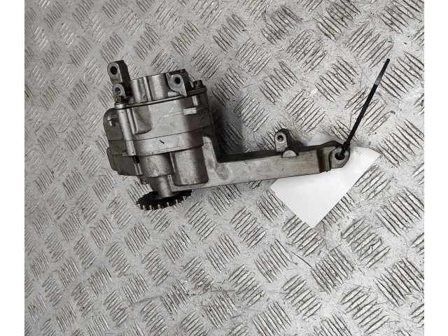 Масляный насос OM 642.950 A6421810547 Mercedes-Benz R W251