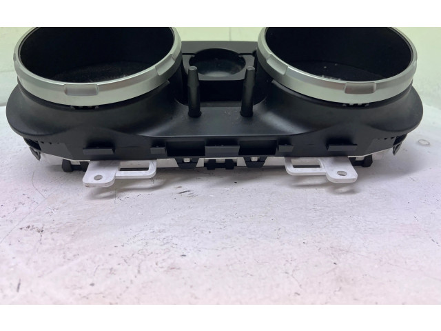 Přístrojová deska Nissan Qashqai+2 2009 JD50E, 17B17WS