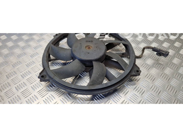 Вентилятор радиатора 9661571480 Citroen Berlingo