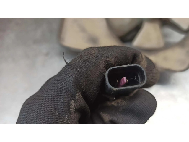 Вентилятор радиатора Mitsubishi Montero 2.5