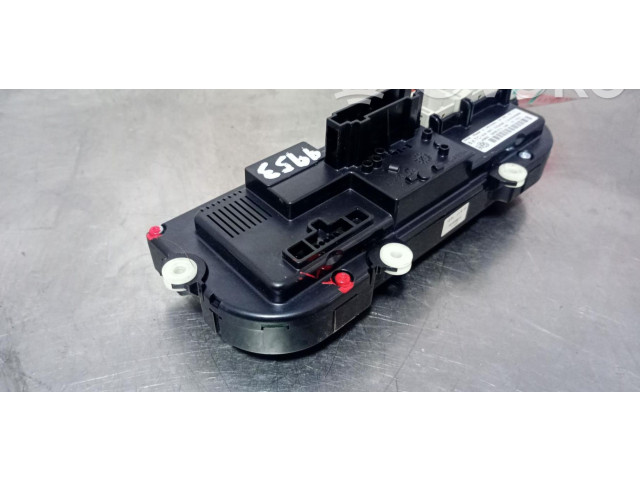 Блок управления климат-контролем 1K8907426AM Volkswagen Caddy