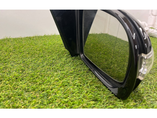 Зеркало (управляемое электричеством)