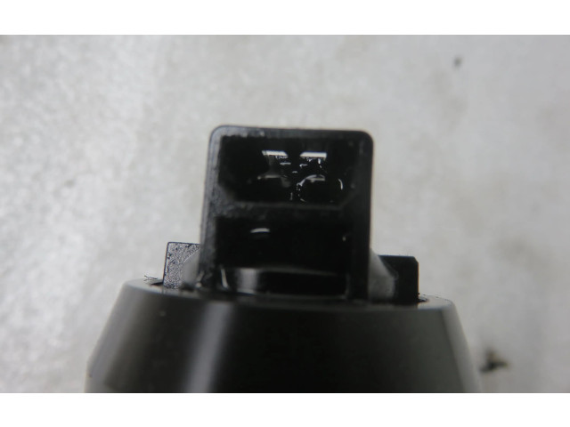 Форсунка 0414720215, 038130073AG    Audi A3 S3 8P  BKC 