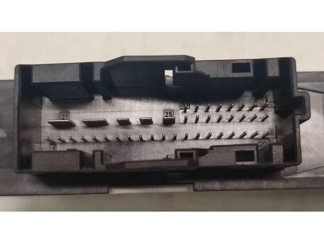 Řídící jednotka 13618509757, 13618509333 BMW 7 F01 F02 F03 F04 2009