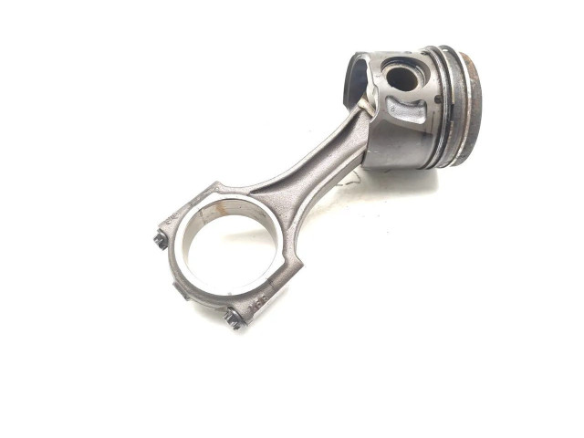 Поршень с шатуном 224DT 224DT Jaguar XF