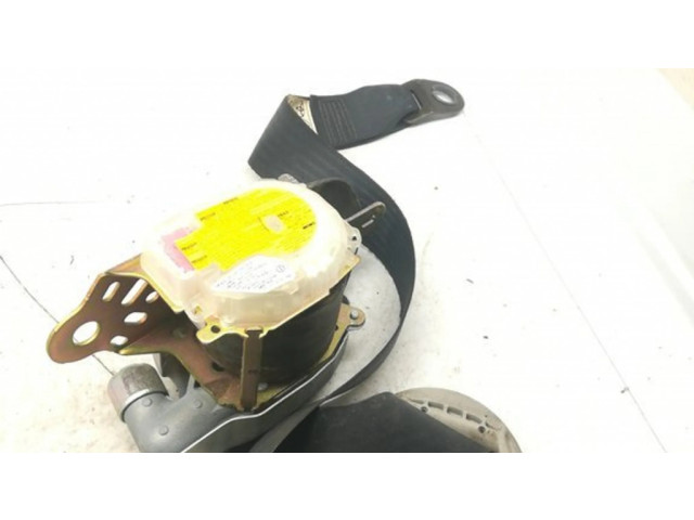 Передний ремень безопасности