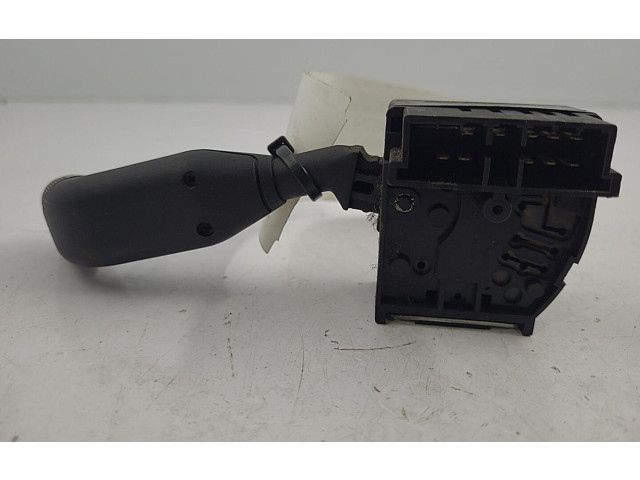 Ручка стеклоочистителей 7700803541 Renault Clio I