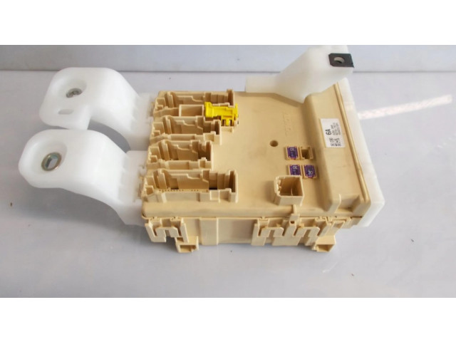 Блок предохранителей 8273078010 Lexus NX