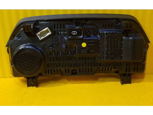 Панель приборов 4KE920798C, 4KE920798C Audi e-tron
