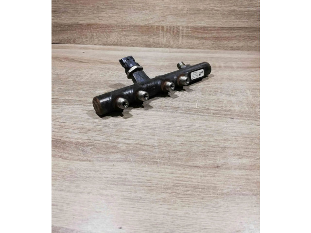 Топливная рампа 175215346r, h3201157327 Renault Clio IV
