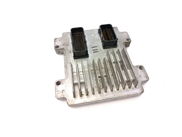 Блок управления двигателя 12640174, 12636386   Opel Meriva B