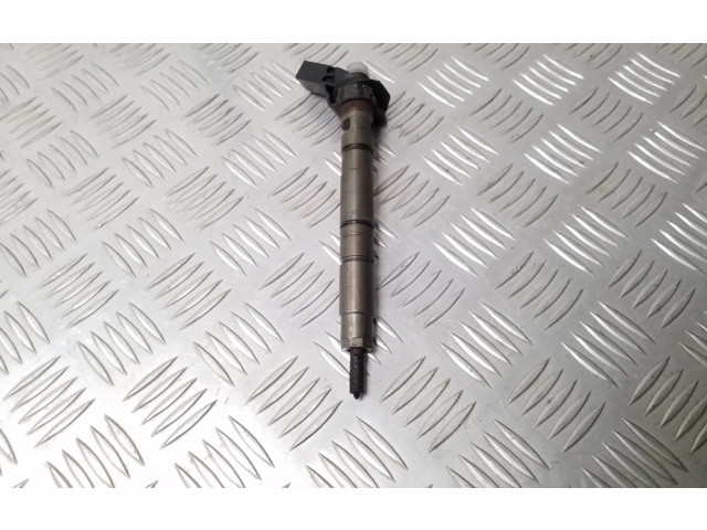 Vstřikovač 057130277AM   Volkswagen Touareg II    CKDA 