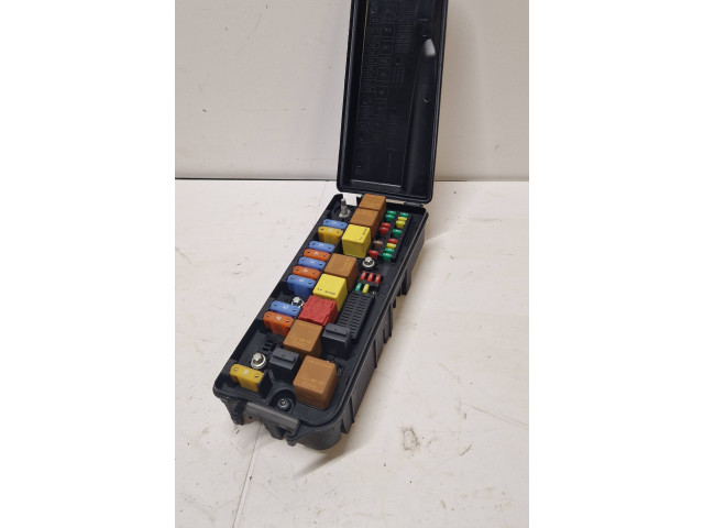 Блок предохранителей 12783251 Saab 9-3 Ver2