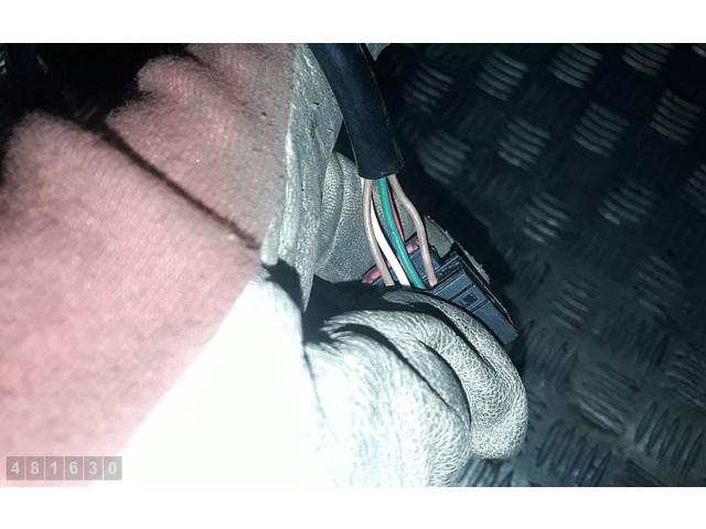 Zpětné zrcátko  Volkswagen Caddy 2006  E4023595  