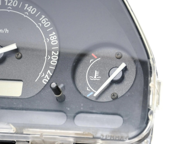 Přístrojová deska Land Rover Freelander 2002 LR0016002, YAC002480