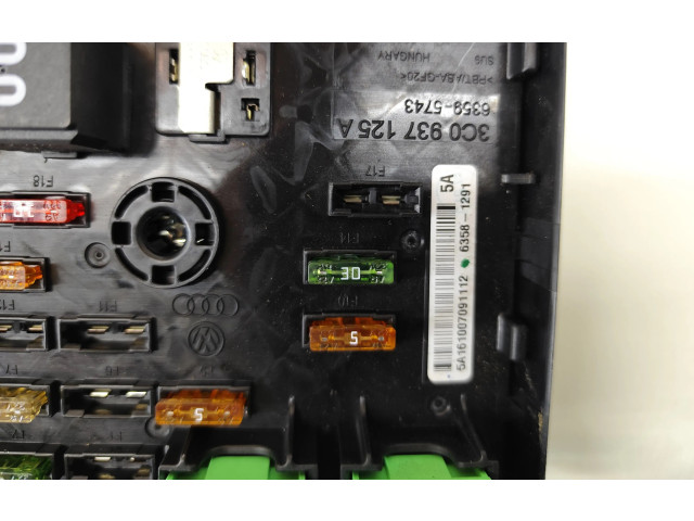   Pojistková skříňka 3C0937125A   Volkswagen Tiguan 2014