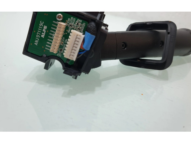 Ручка стеклоочистителей 31268565   Volvo XC90