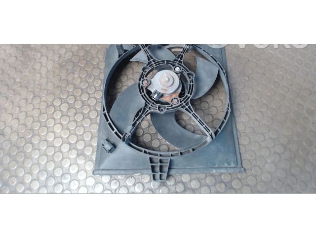 Вентилятор радиатора         Mitsubishi Carisma 