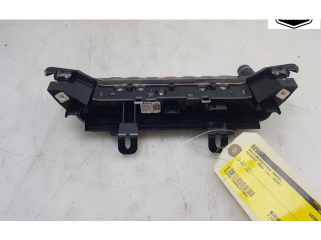 Блок управления климат-контролем 98261079XU, 98261079XU   Peugeot 2008 II