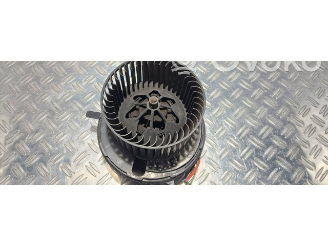 Вентилятор печки    F983228M   Volkswagen Touran I