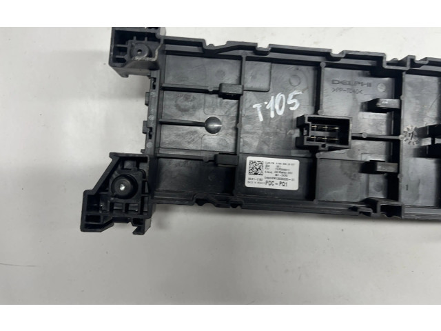 Блок предохранителей A1669063901   Mercedes-Benz GL X166    