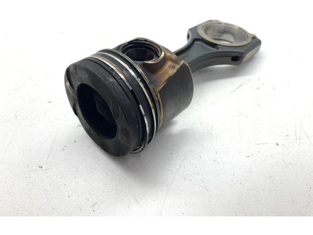 Píst A6510300117, 402402025 Mercedes-Benz E W212 651.924