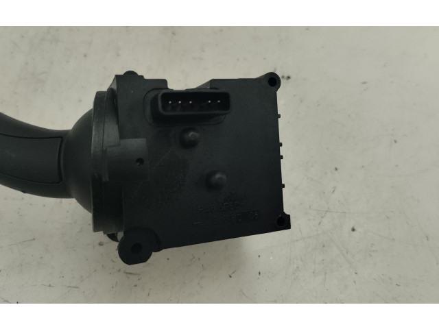 Ручка стеклоочистителей Audi A4 Allroad