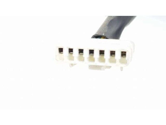 Зеркало электрическое     Сзади   Alfa Romeo GT     