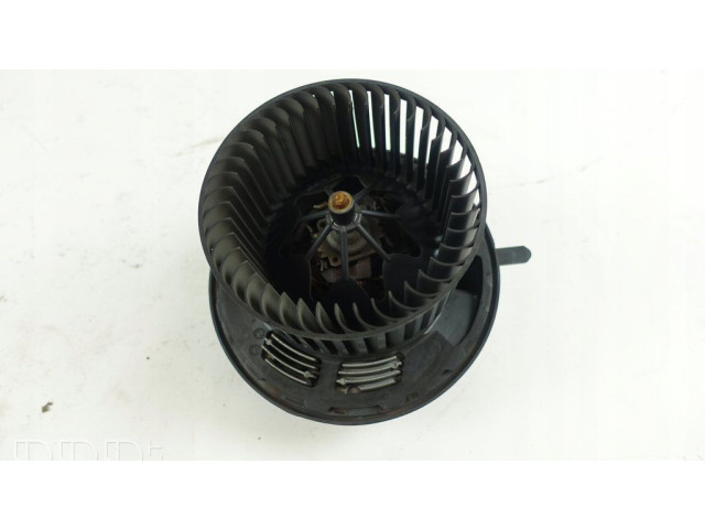 Вентилятор печки    T1013621M   BMW X3 F25