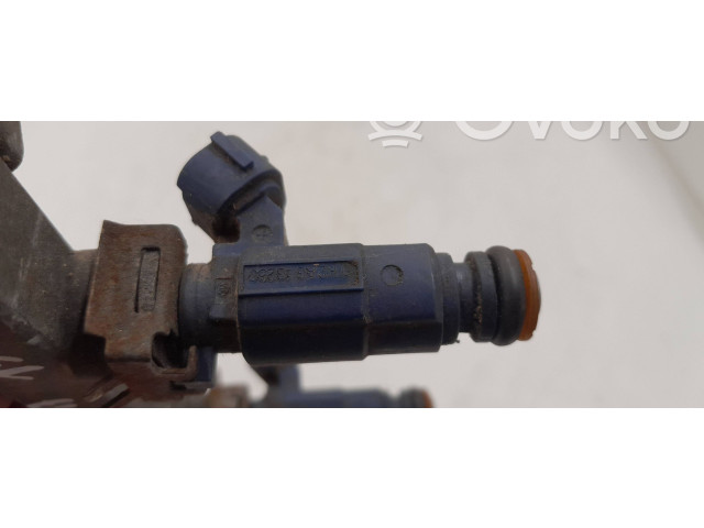 Vstřikovač 9260930009 KIA Shuma