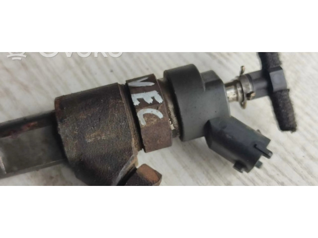 Vstřikovač 500313105, 0445120002 Iveco Daily 3rd gen pro naftový motor 2.8 8140.43B; 8140.43C