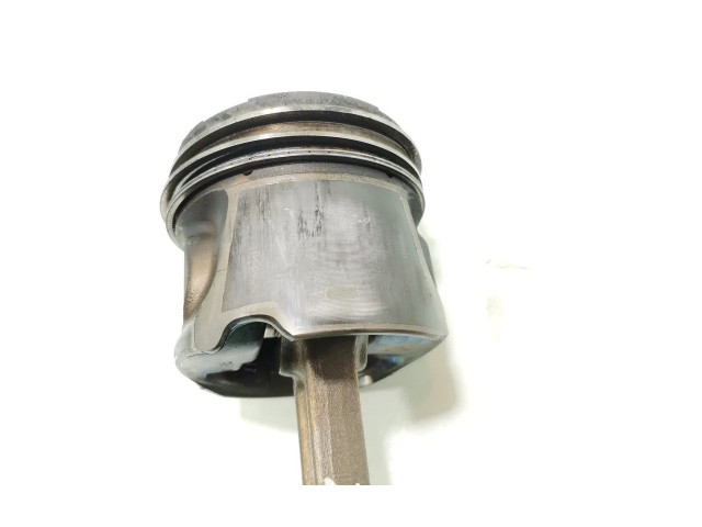 Поршень с шатуном    Volvo XC90