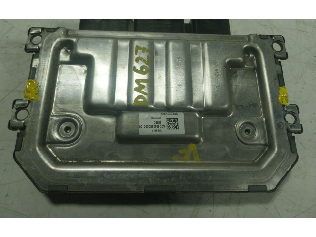 Блок управления двигателя 237105070S Dacia Lodgy