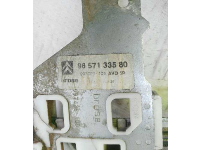 Зеркало электрическое     Сзади   Citroen C4 I  2004-2010 года   