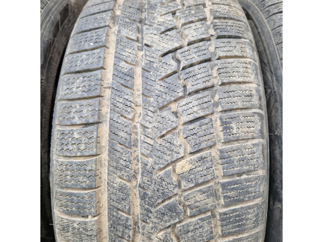 Нижняя решётка (из трех частей)