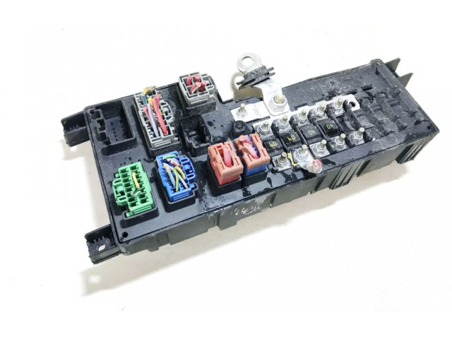 Блок предохранителей  518828108, 30728008   Volvo XC90    
