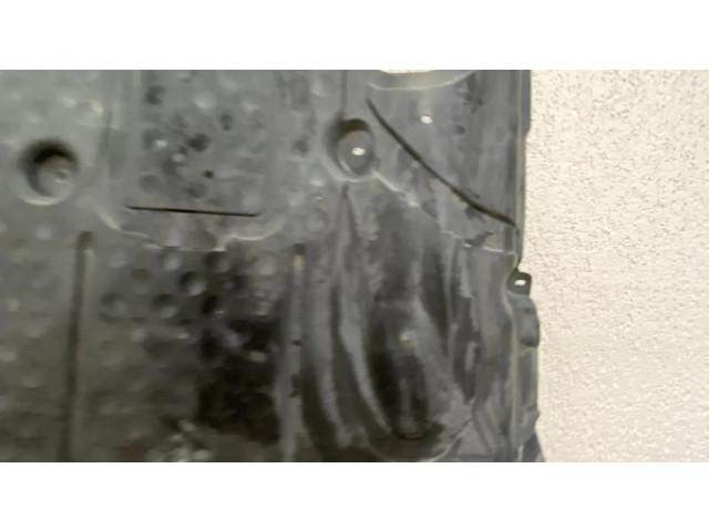 Защита дна топливного бака