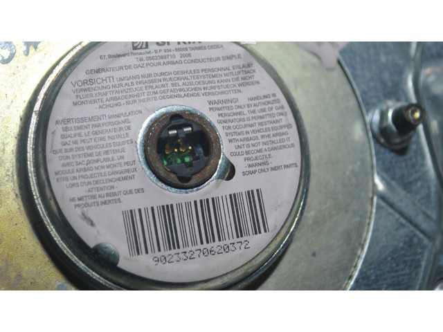 Подушка безопасности водителя 8200546962 Dacia Logan I