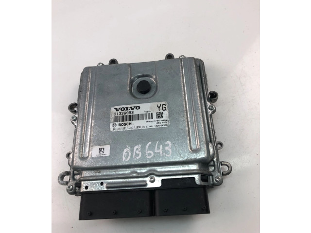 Блок управления двигателем Блок управления 31336983, 0281018414   Volvo V70