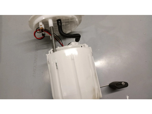 Насос топлива (в топливном баке)