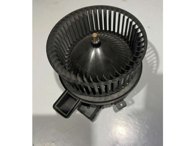 Вентилятор печки 4m1820021A Audi S5 F5